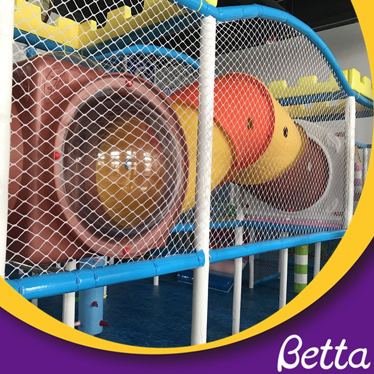 T&uacute;nel de juegos infantiles